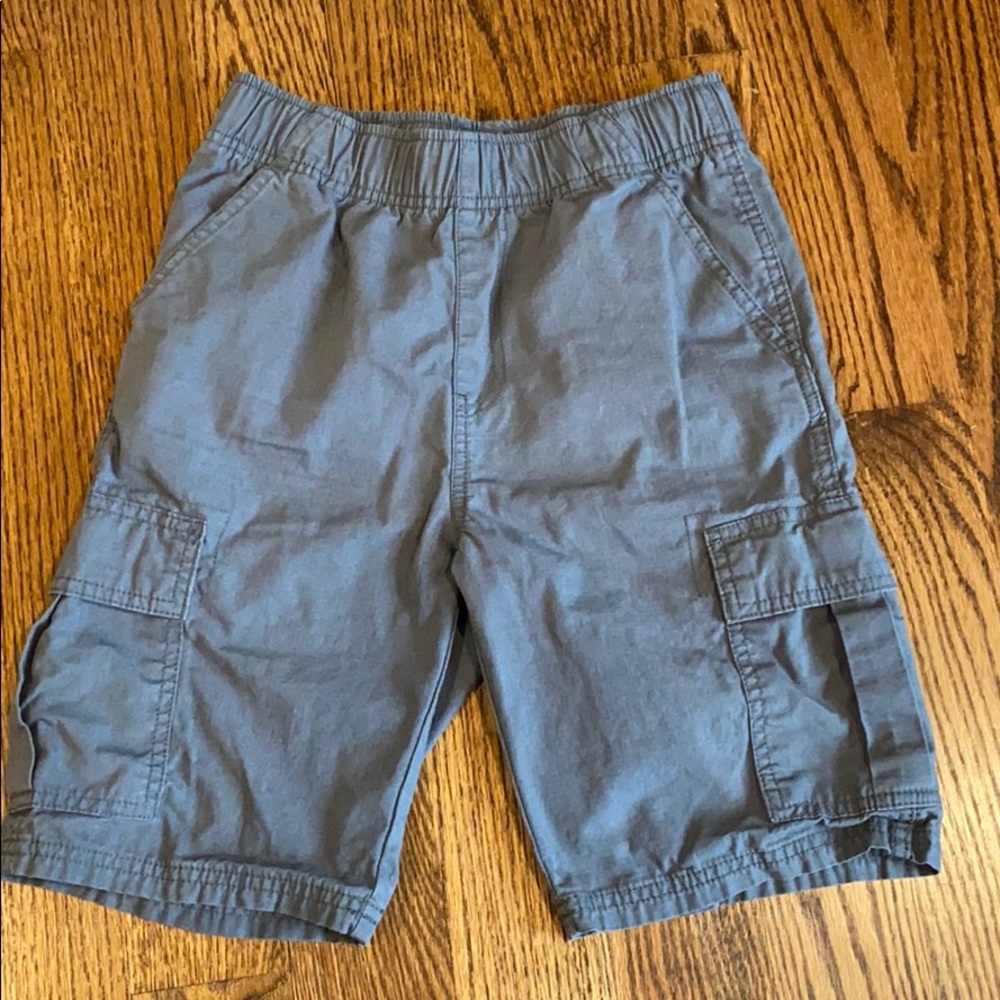 Children’s Place boys gray cargo shorts in size 10